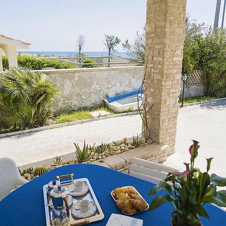 Milon Near The Sea - Happy Lecce